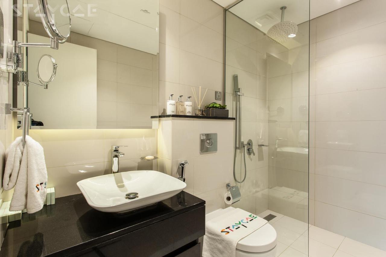 Staycae Holiday Homes - Majestine Dubai Luaran gambar